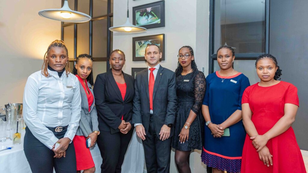 Dusit Princess Kicks Off Festive Season with Beautiful Tree Lighting Ceremony